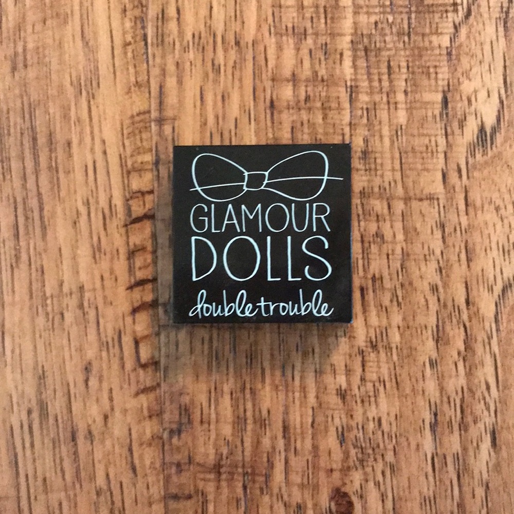 Glamour Dolls Eyeshadow Duo